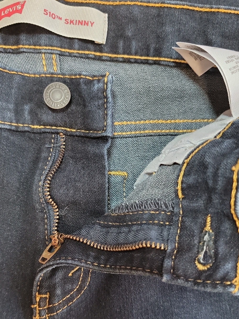 LEVI 510 Skinny - Picture 6 of 7
